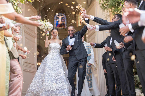 A Gospel Choir Welcomed Guests To This Romantic Wedding in Chantilly