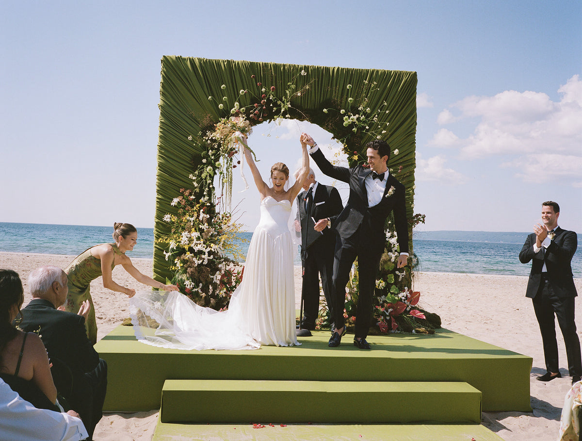 The Bride Wore House of Gilles to Her New York Supper Club–Esque Wedding on Lake Michigan