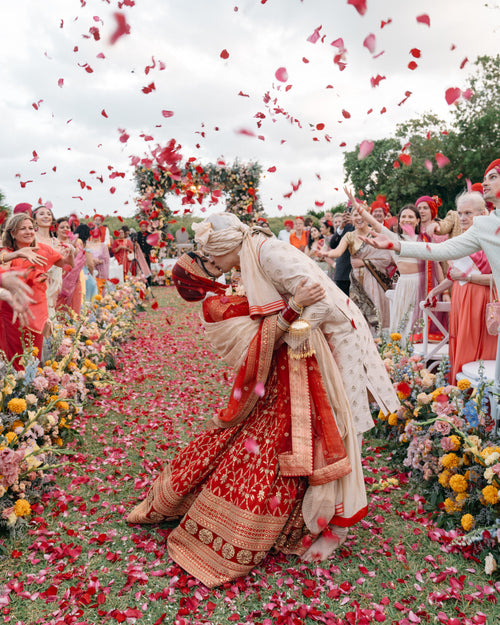 A Winter Wedding in Cancún That Combined The Couple’s Indian and Western Backgrounds