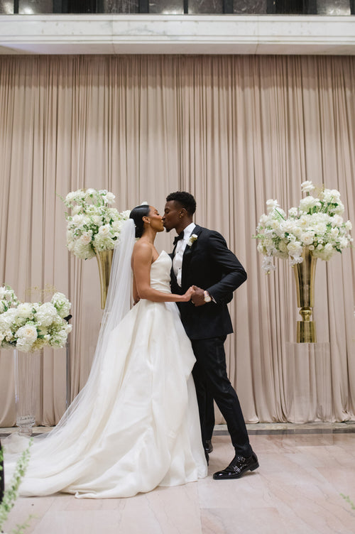 Inside a Historic Detroit Bank, This Couple Hosted a Joyful Black-Tie Celebration