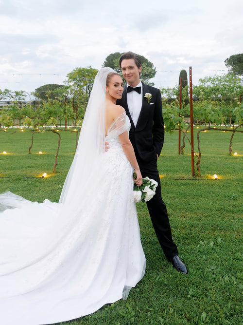 Singer-Songwriter Chloe Stroll and Olympic Snowboarder Scotty James’s <i>The Great Gatsby</i>-Meets-Italian Garden Wedding
