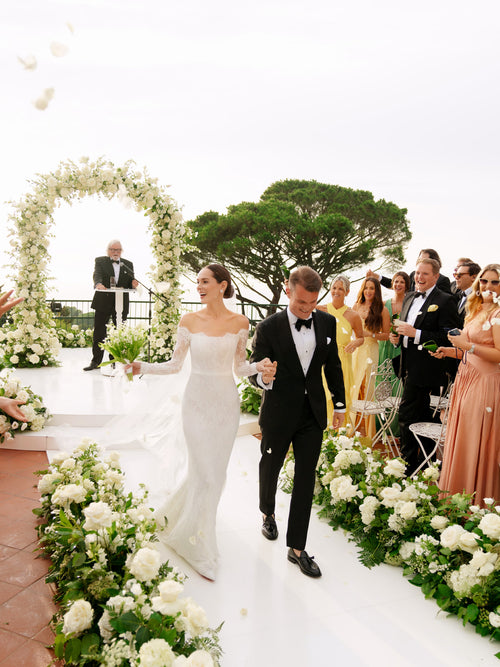 An Oceanside Slim Aarons-Inspired Wedding at Caesar Augustus Hotel in Capri