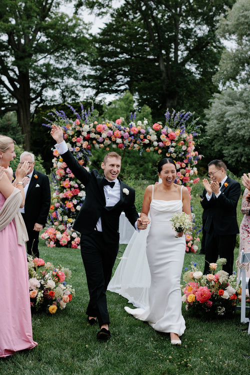 This Couple Incorporated Chinese and Jewish Traditions in Their Summer Garden Wedding Weekend in New York
