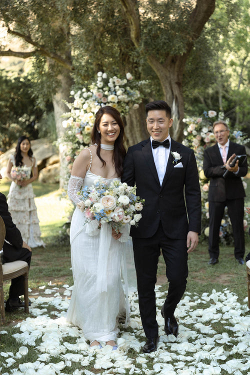 The Bride Wore CINQ and Reem Acra to Her "Manicured Yet Whimsical" Wedding at Hummingbird Nest Ranch