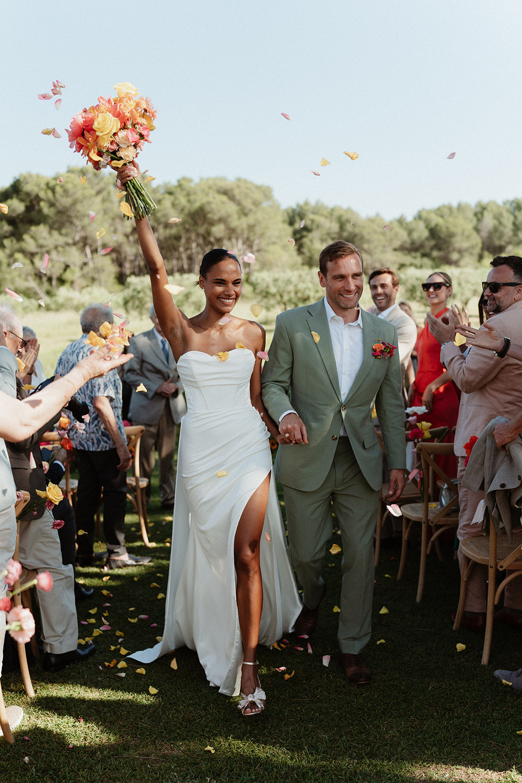 A Destination Wedding at Le Mas de la Rose Inspired by a Monet Painting