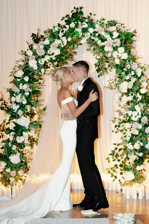Jacey Hayden and Scott Redding’s Los Angeles Wedding Spontaneously Ended With a Night in Las Vegas