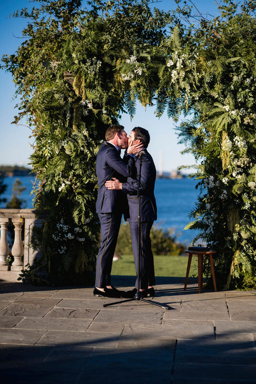 A British-American "Tailored, Masculine, and Moody" Autumn Wedding at Castle Hill Inn