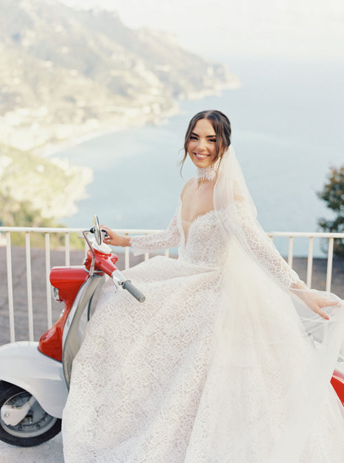 A Romantic, Vibrant Destination Wedding in Ravello That Honored The Bride’s Father