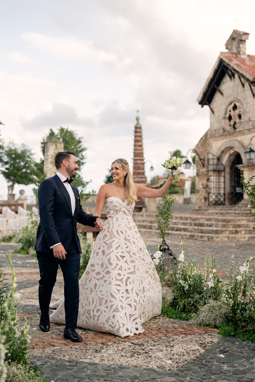 <i>Who What Wear</i> and <i>Marie Claire</i> Senior Sales Director Lauren Del Valle's Destination Winter Wedding at Casa de Campo
