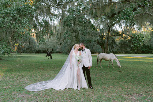 This Couple Hosted an Intimate Wedding Where JFK Jr. and Carolyn Bessette Held Their Reception