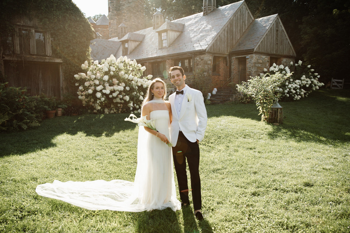 A First-Look Outfit Kept This Bride’s Prabal Gurung Wedding Dress a Surprise Until The Ceremony