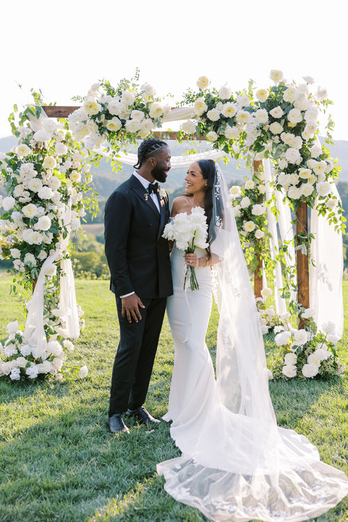 NFL Cornerback Kendall Fuller and Raquelle Fuller’s Chic Farm Wedding in Virginia’s Wine Country