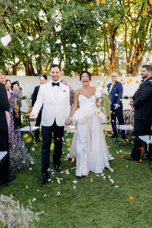 A Korean Paebaek Tea Ceremony Rounded Out This Immersive Destination Wedding Weekend in Portugal
