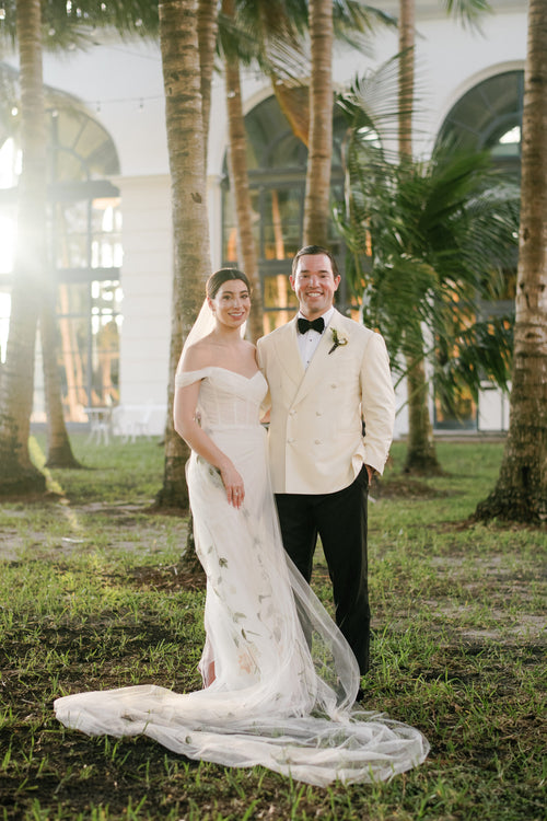 The Bride’s Veil Set the Tone for This Palm Beach Wedding’s Flowers, Stationery, and Palette