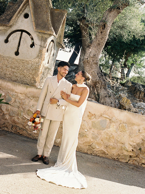 This Couple Recited Vows in Each Other’s Native Languages During Their Summer Ceremony in Mallorca