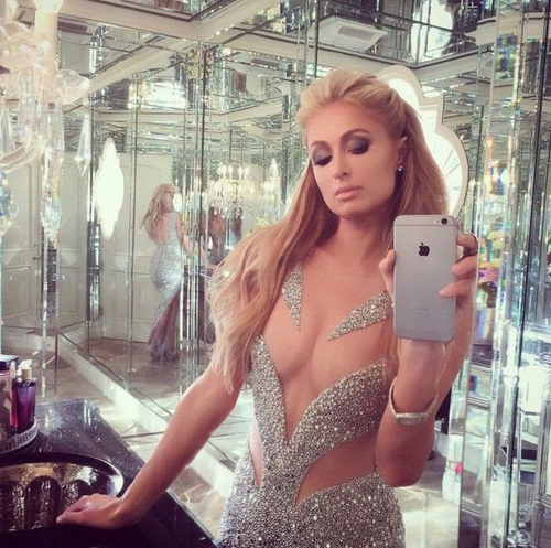 12 Days of Gift Guides: For The Selfie Obsessed