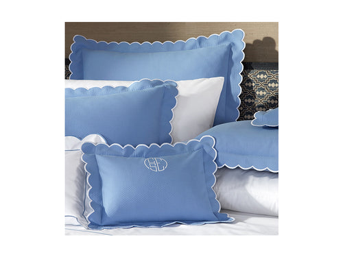 A Guide to Bed Linens For Those Building Their Registry