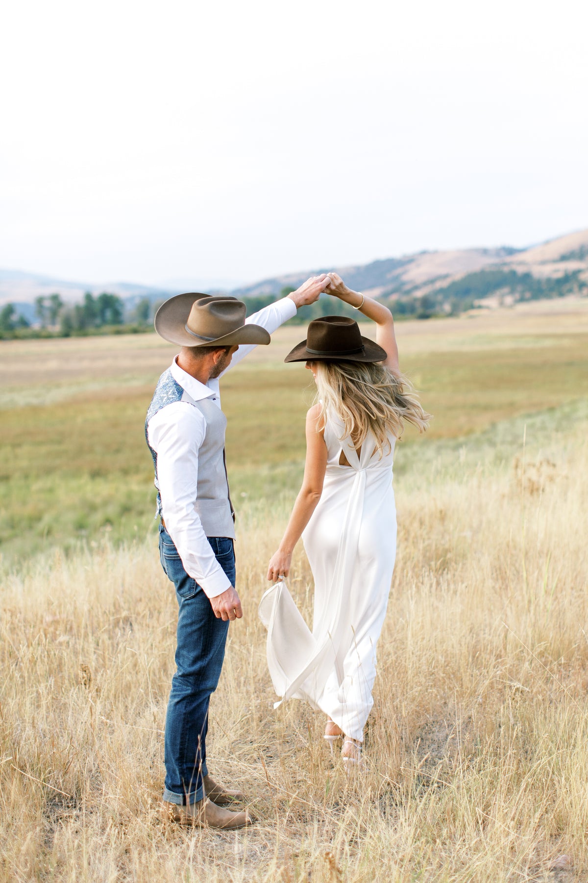 This Couple Signed Their Wedding License in New York and Had a Micro-Wedding in Montana