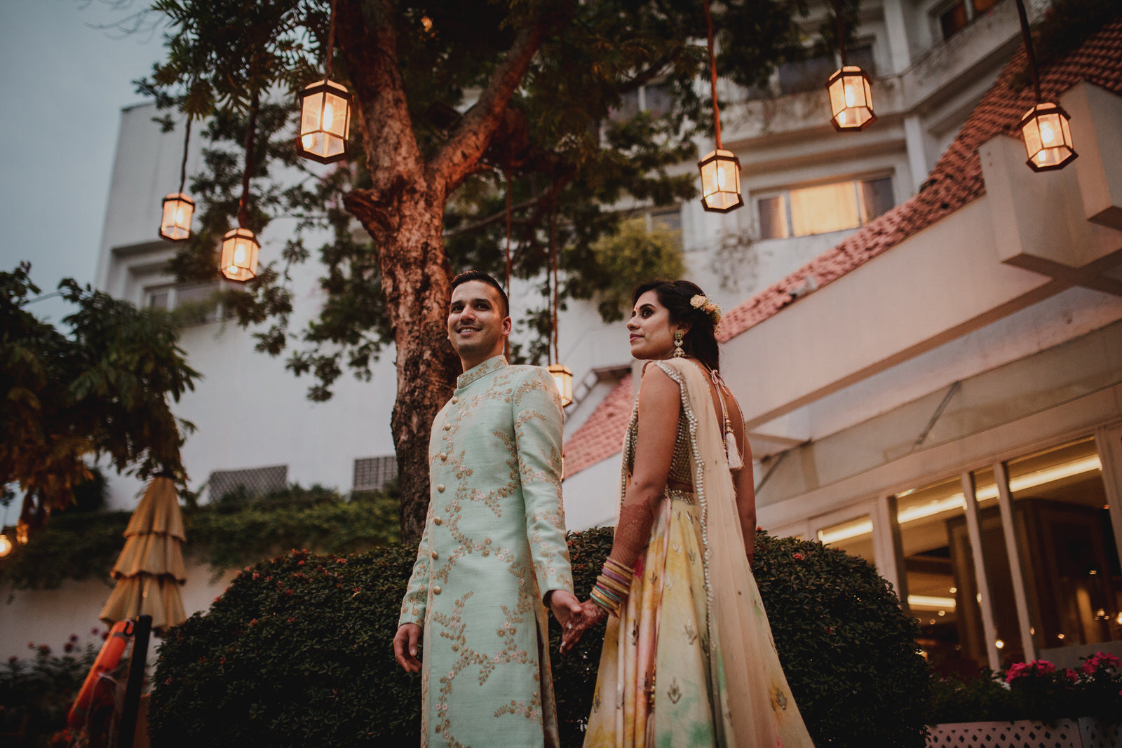 A Beautiful Traditional Indian Wedding with a Hindu Ceremony in Kolkata