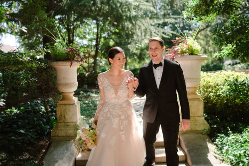 This Couple Invited Their Wedding Guests to a Traditional Korean Pyebaek Ceremony in D.C.