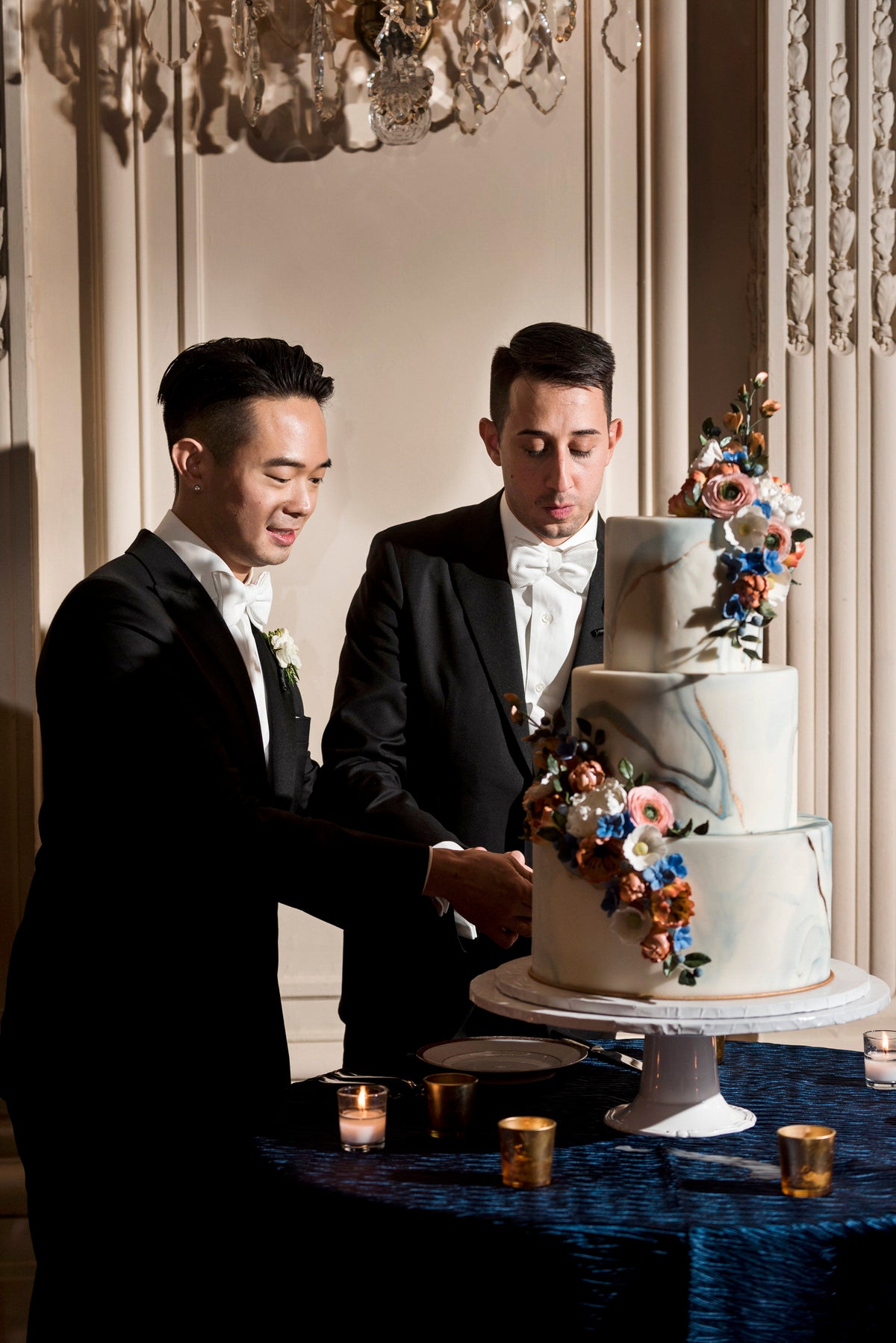 An Elegant Wedding at Rosecliff That Weaved Jewish, Catholic, Chinese, and Thai Traditions Together