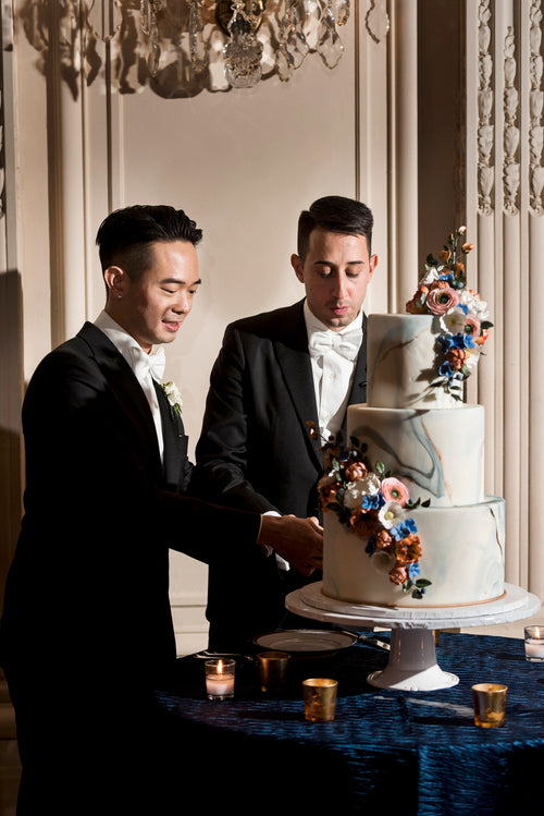 An Elegant Wedding at Rosecliff That Weaved Jewish, Catholic, Chinese, and Thai Traditions Together