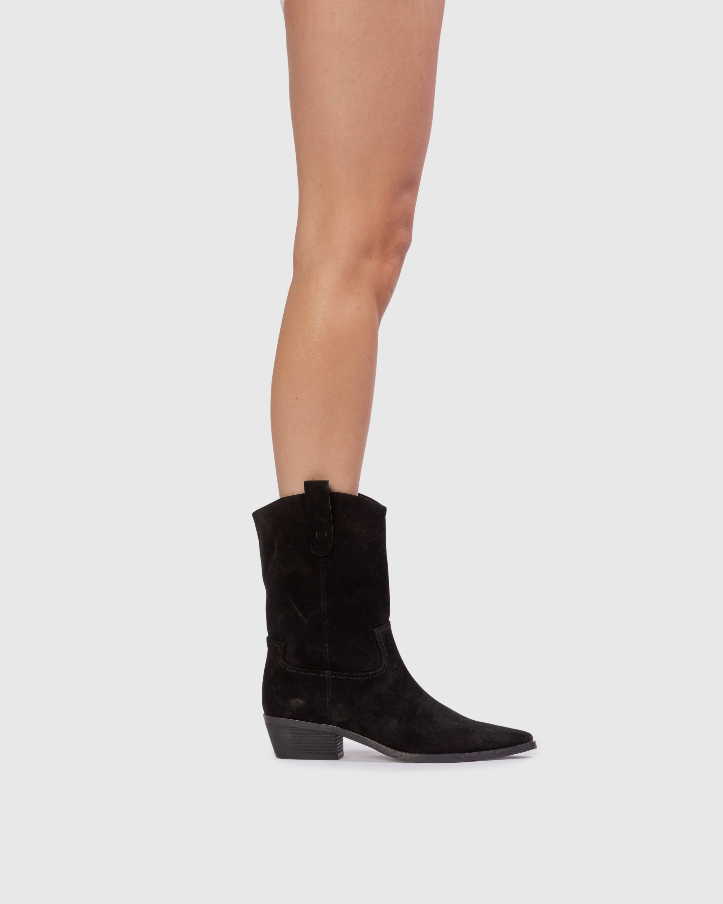 Casey 55 in Black Suede