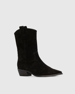 Casey 55 in Black Suede