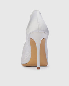 Zea 100 Pump in White Scalloped Paisley Lace