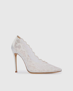 Zea 100 Pump in White Scalloped Paisley Lace