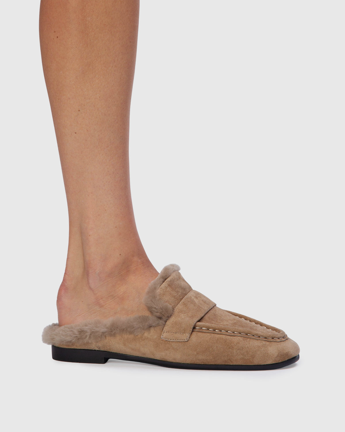 Theo Mule in Latte Suede / Wool Shearling