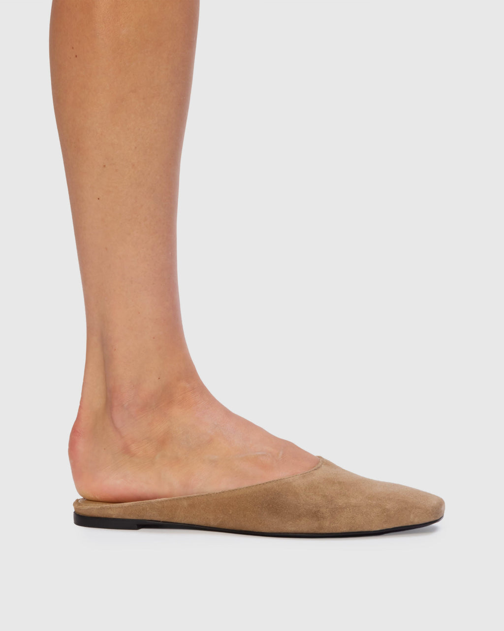 Lucia Flat Mule in Latte Suede