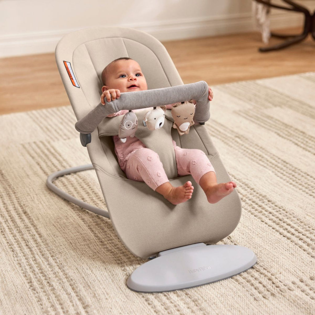 Bouncer Begin in Woven Sand Gray