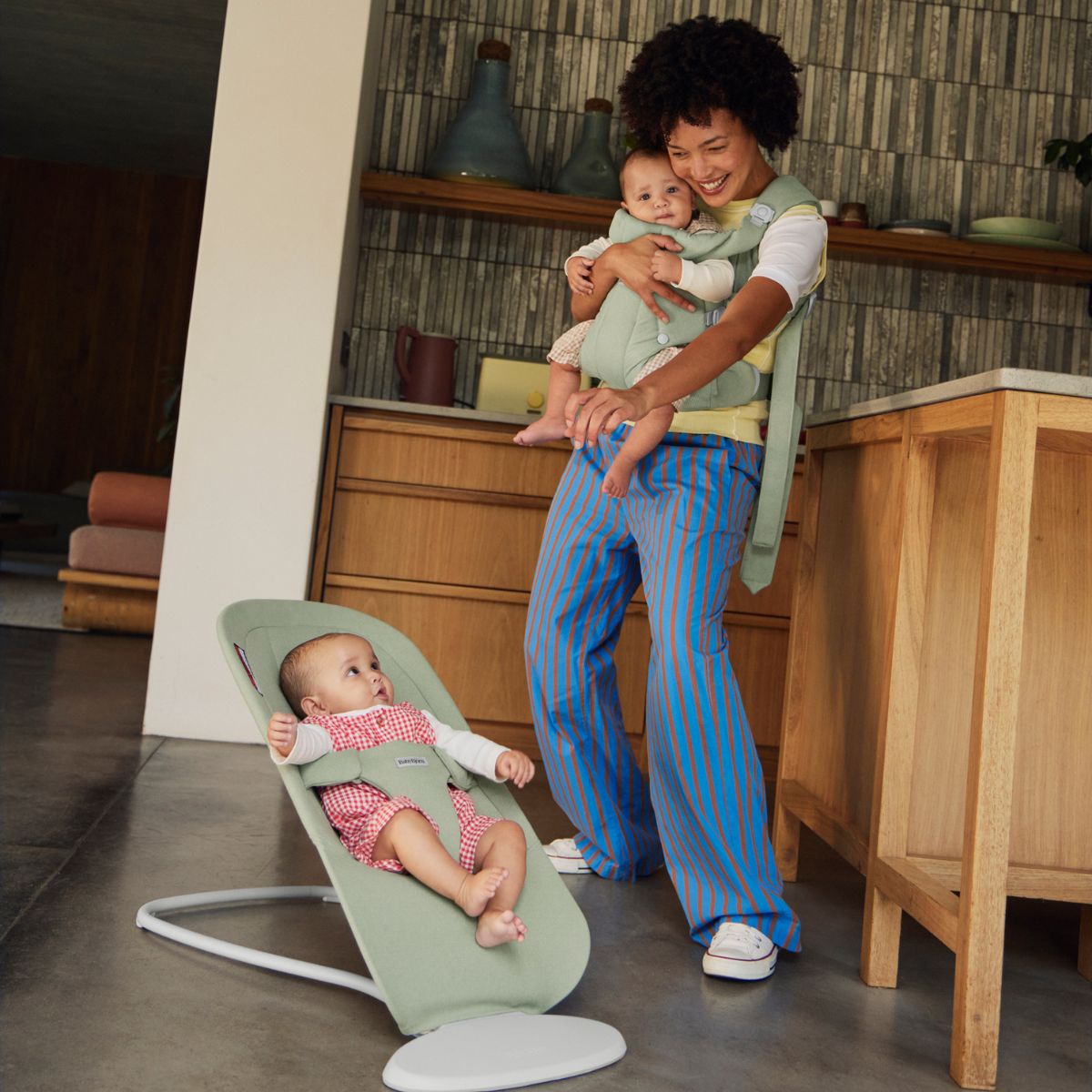 Bouncer Begin in Woven Light Green