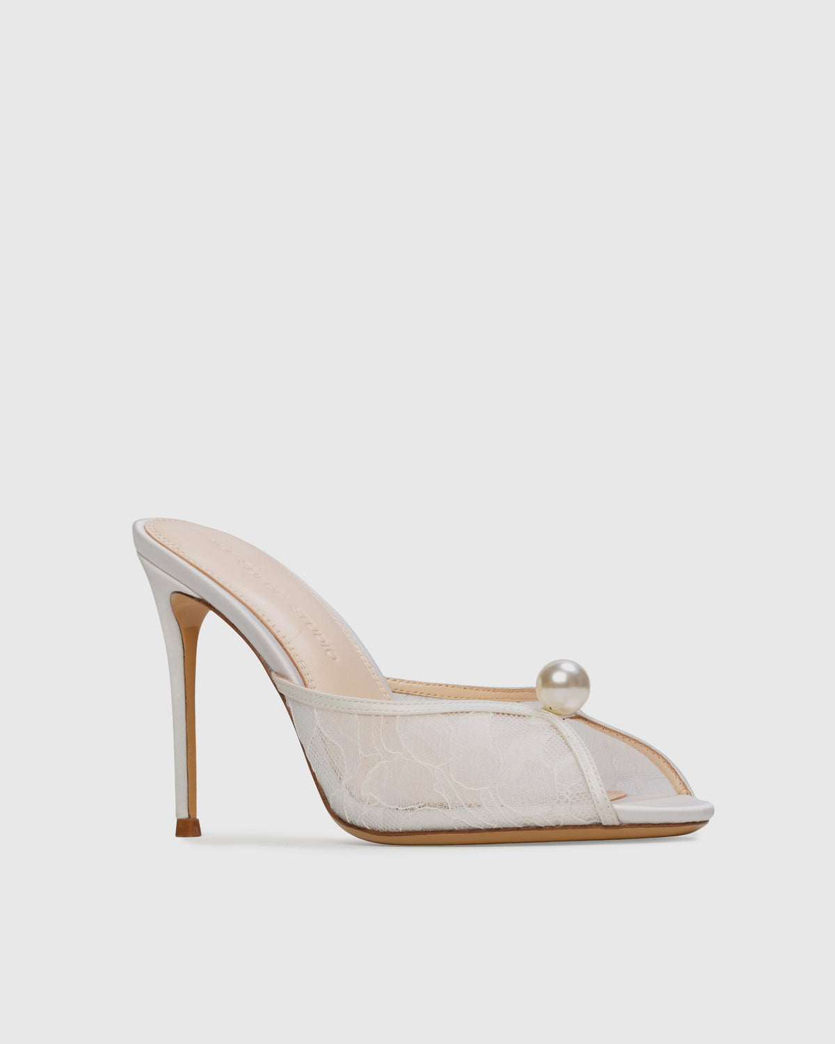 Sadie 100 Mule in Ivory Lace/Pearl Ornament
