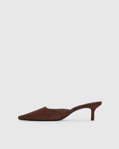 Riley 50 in Brownie Suede