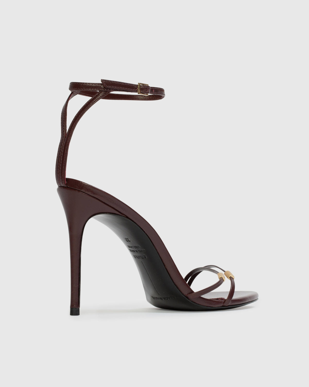 Britanny 100 in Bordeaux Leather