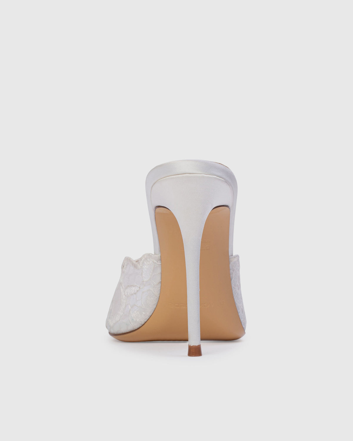 Rhys 100 Mule in White Scalloped Paisley Lace