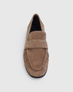 Arrow Loafer in Latte Suede