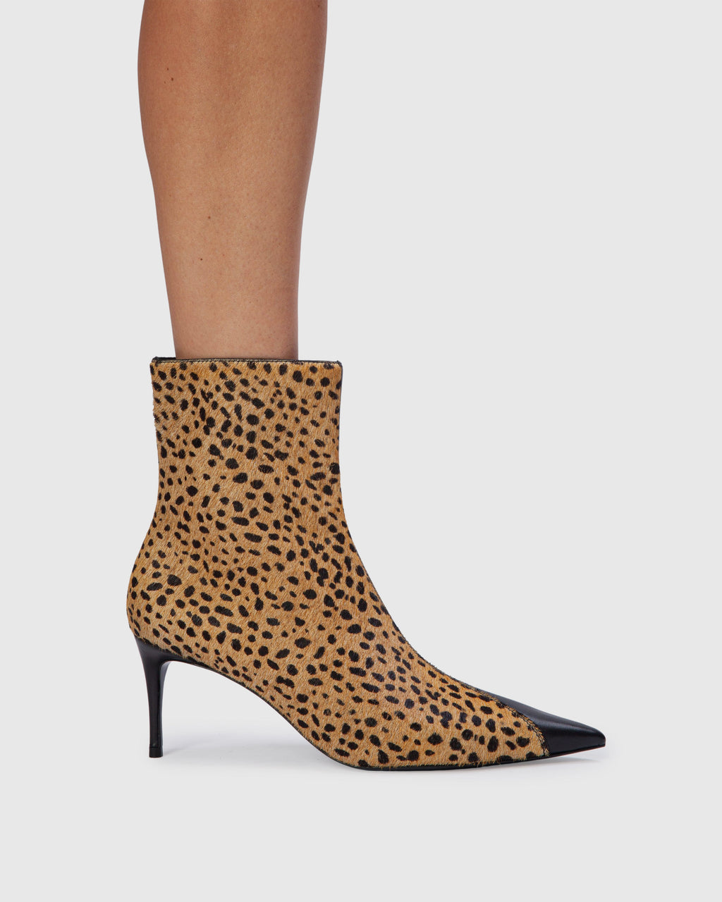 Oblika 70 Boot in Camel Dotted Cheetah Pony Hair / Black Leather Mix