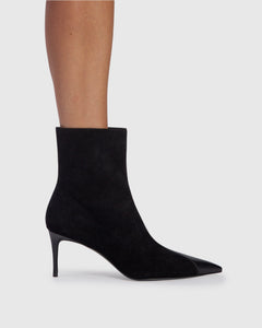 Oblika 70 Boot in Black Suede / Black Leather Mix