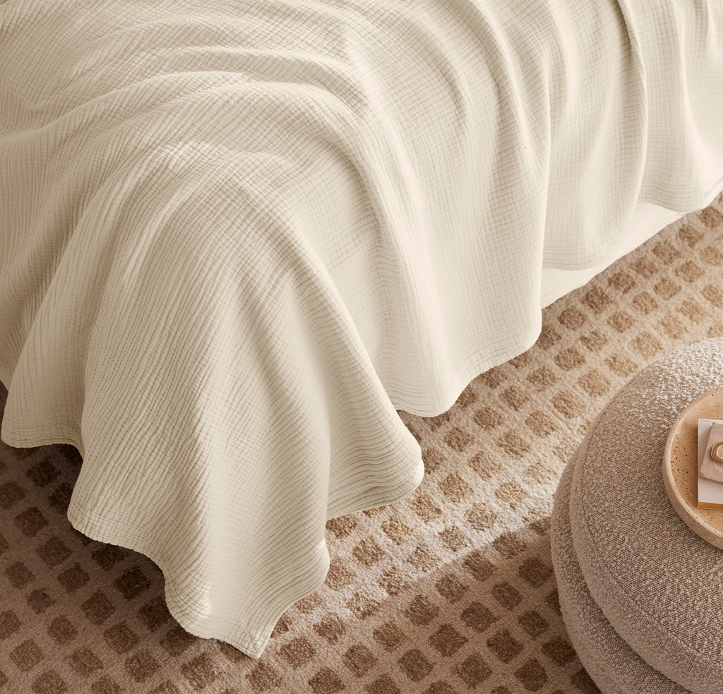 Dream Bed Blanket in Sand