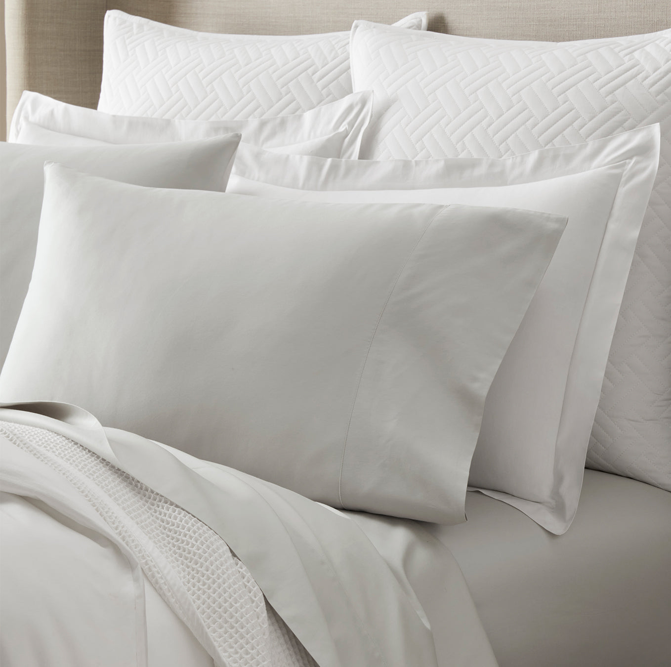 Percale Hemmed Pillowcase Set in Mist