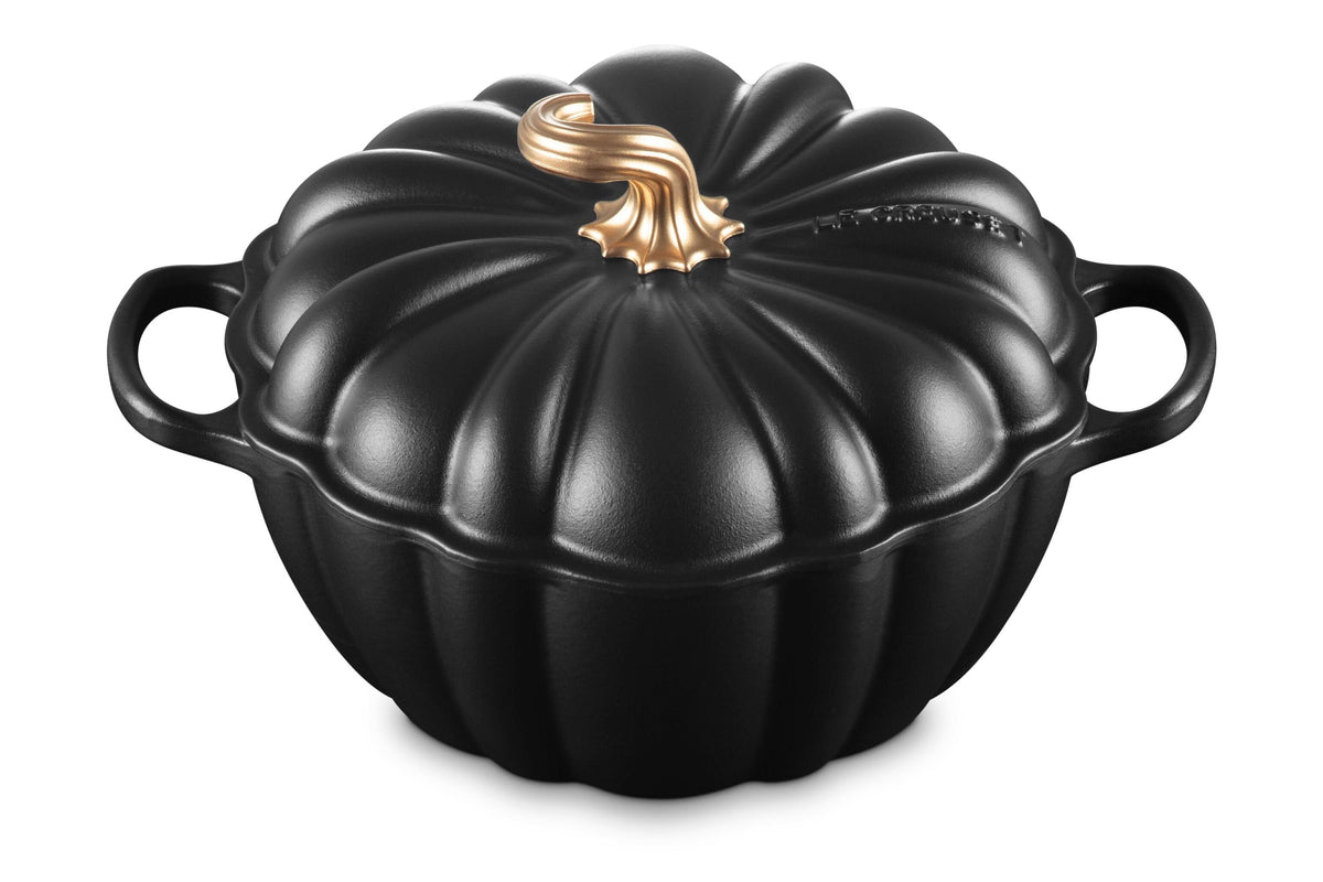 Le Creuset Signature Pumpkin Cocotte in Licorice