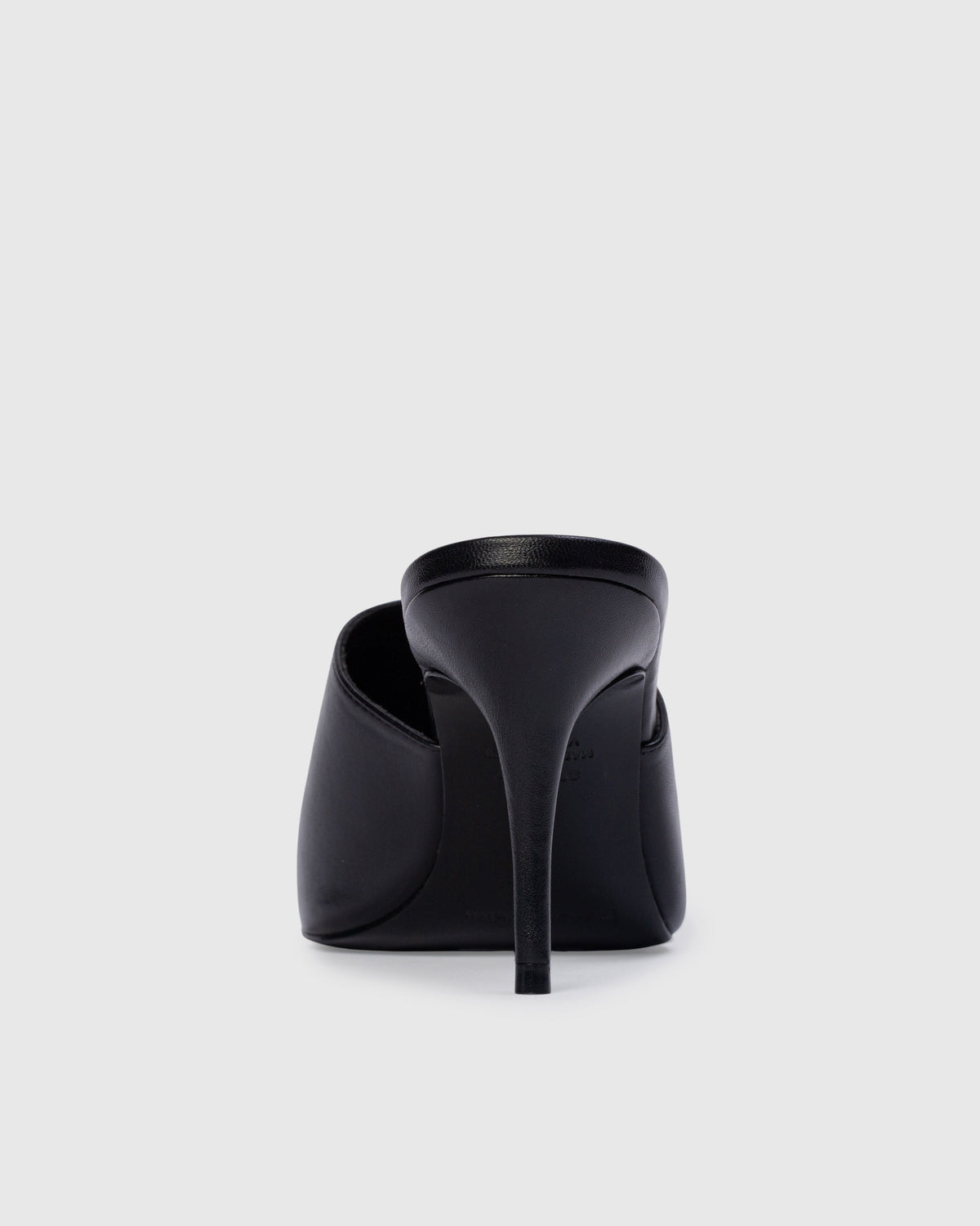 Mesa 80 Mule in Black Leather