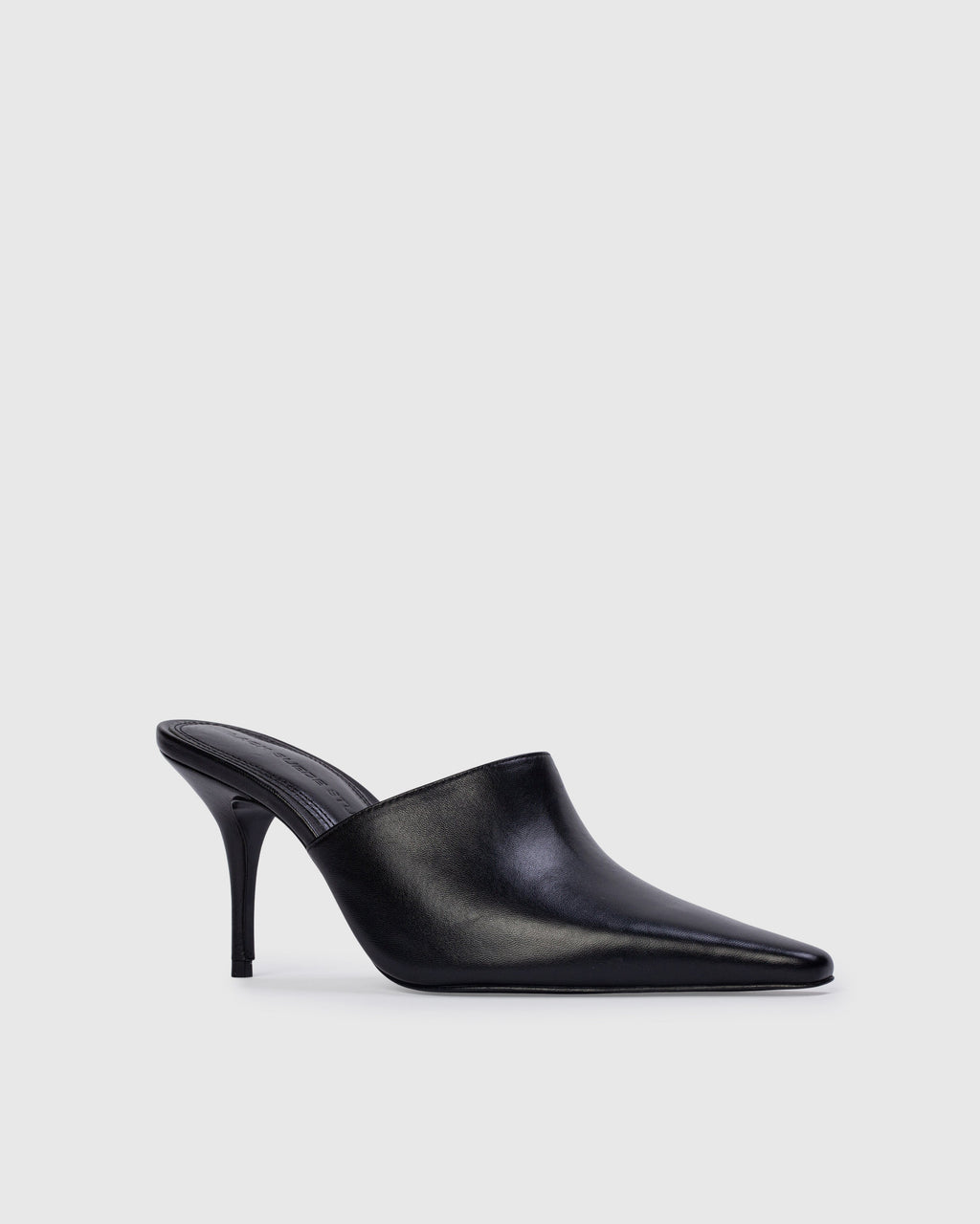 Mesa 80 Mule in Black Leather