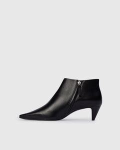 Kora 50 Boot in Black Leather