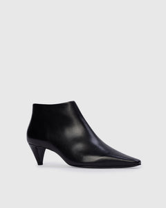 Kora 50 Boot in Black Leather