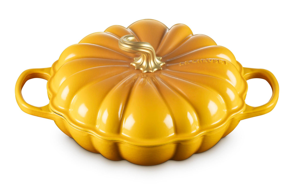 Le Creuset Signature Pumpkin Braiser in Nectar