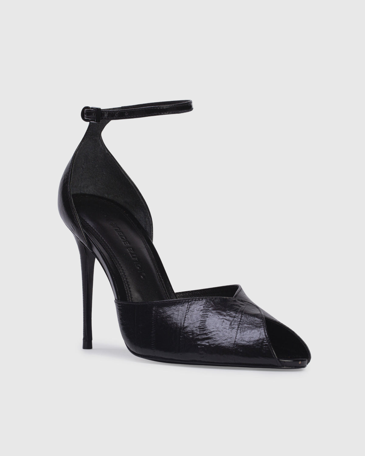Cala 100 Sandal in Black Eel Printed Leather Mix
